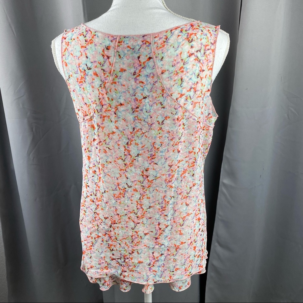 CAbi Floral Sleeveless Tiered Blouse B64 - Picture 6 of 14